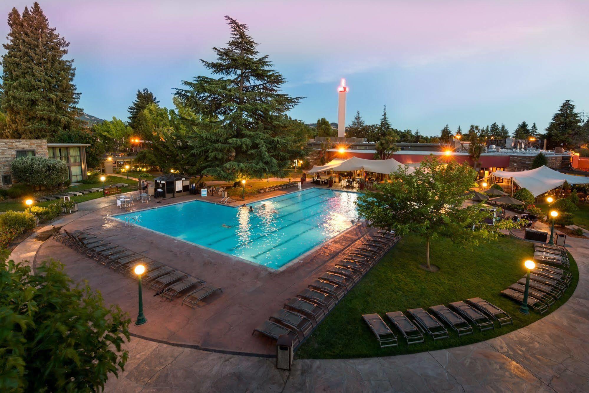 Flamingo Resort & Spa Santa Rosa Sonoma, Tapestry By Hilton Екстериор снимка